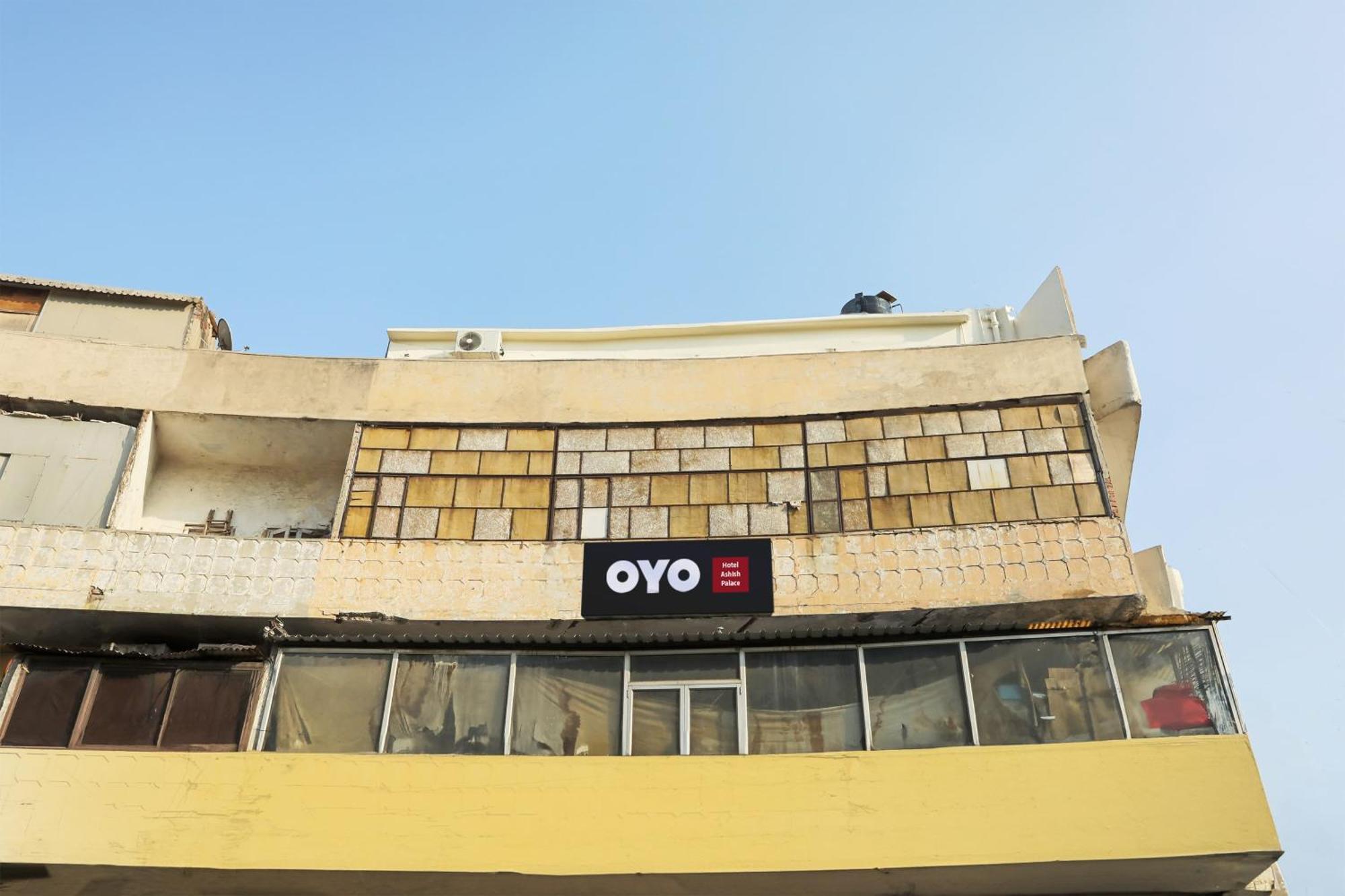 Oyo Kashish Palace Ню Делхи Екстериор снимка